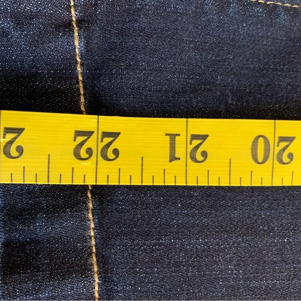 FDJ Elegant Indigo Denim Midi Skirt - Picture 5 of 6